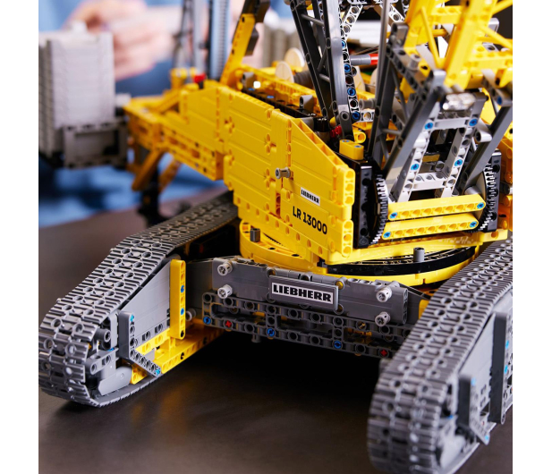 LEGO Technic 42146 Żuraw gąsienicowy Liebherr LR 13000 - 1159434 - zdjęcie 10